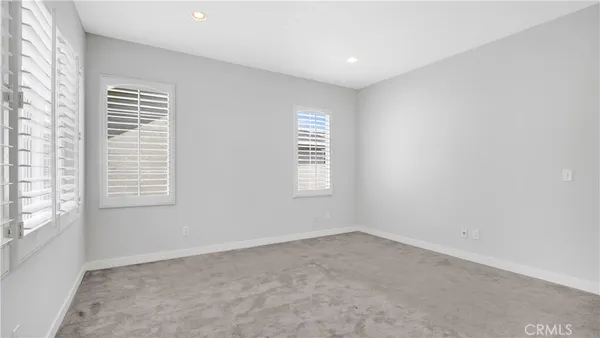 $5,950 | 183 Kingswood, Irvine, CA 92620