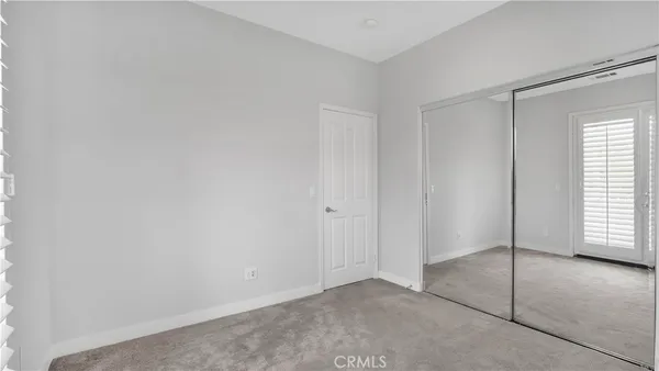$5,950 | 183 Kingswood, Irvine, CA 92620