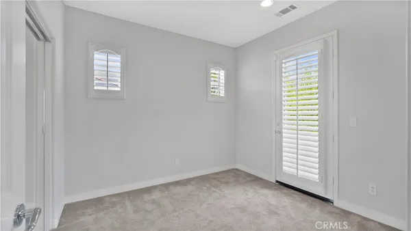 $5,950 | 183 Kingswood, Irvine, CA 92620