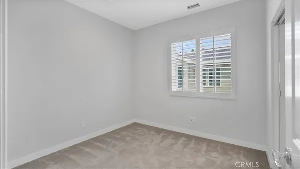 $5,950 | 183 Kingswood, Irvine, CA 92620