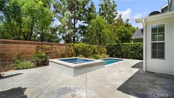 $5,950 | 183 Kingswood, Irvine, CA 92620