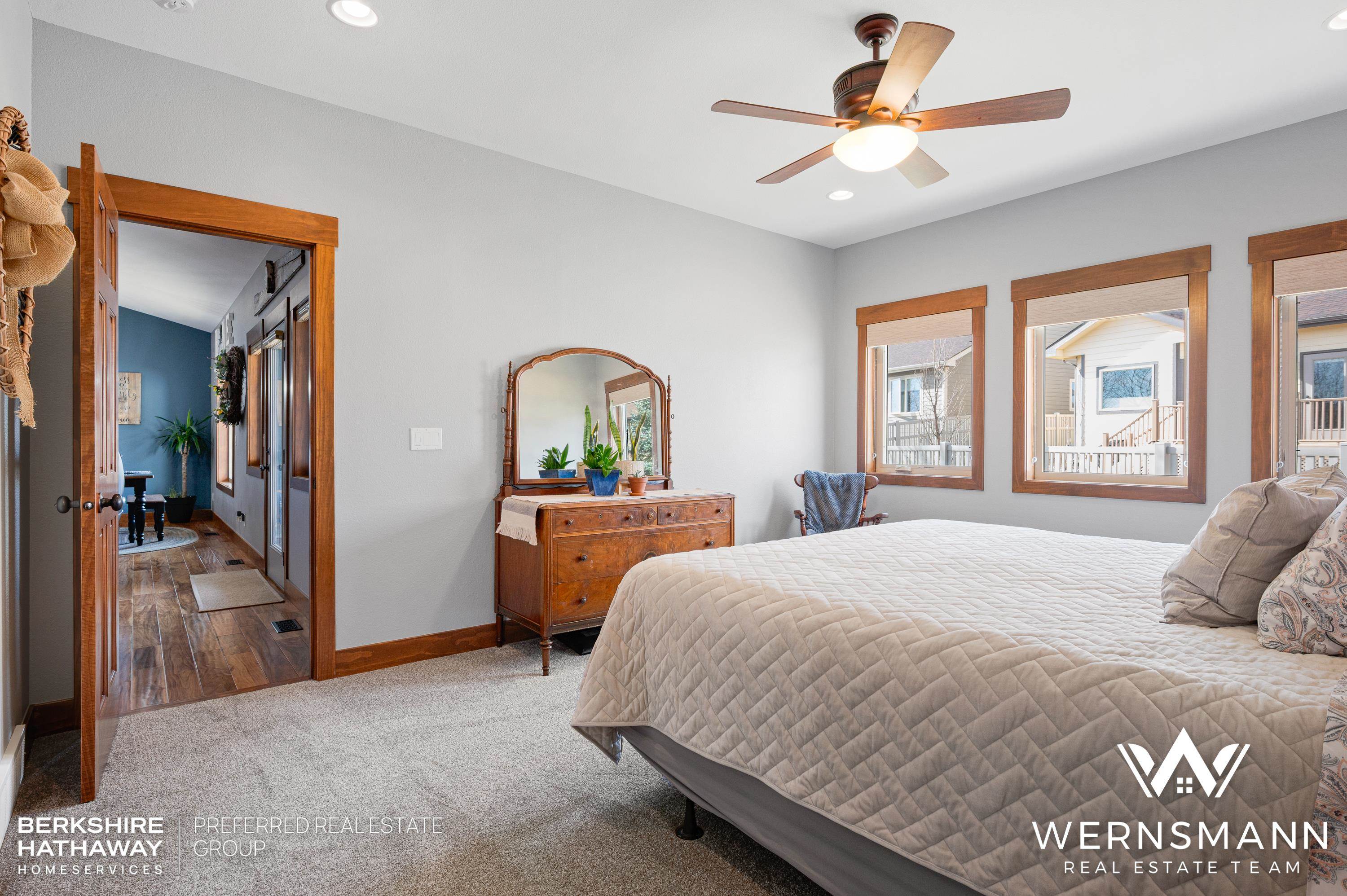 5233 Henning Loop Casper, WY 82609 - Photo 14 of 46