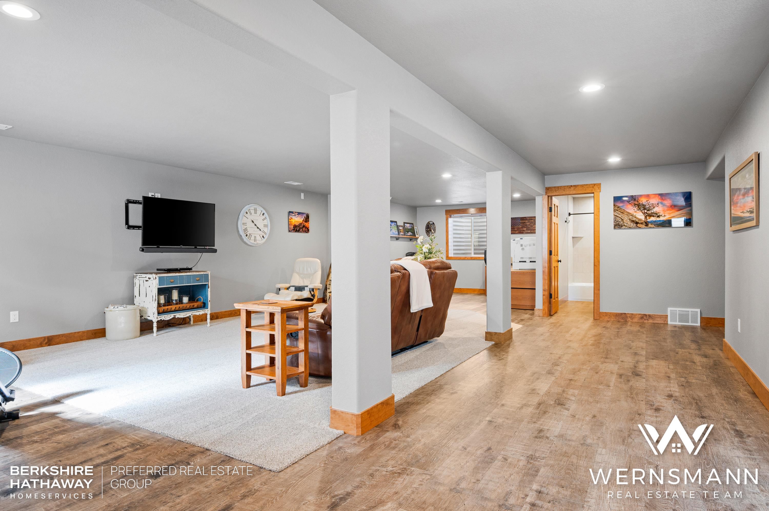 5233 Henning Loop Casper, WY 82609 - Photo 24 of 46