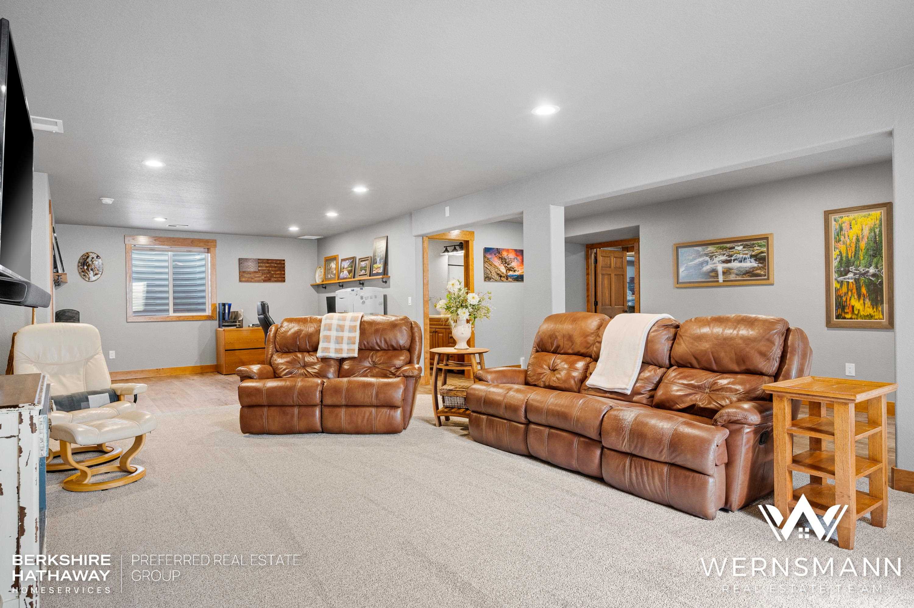 5233 Henning Loop Casper, WY 82609 - Photo 26 of 46