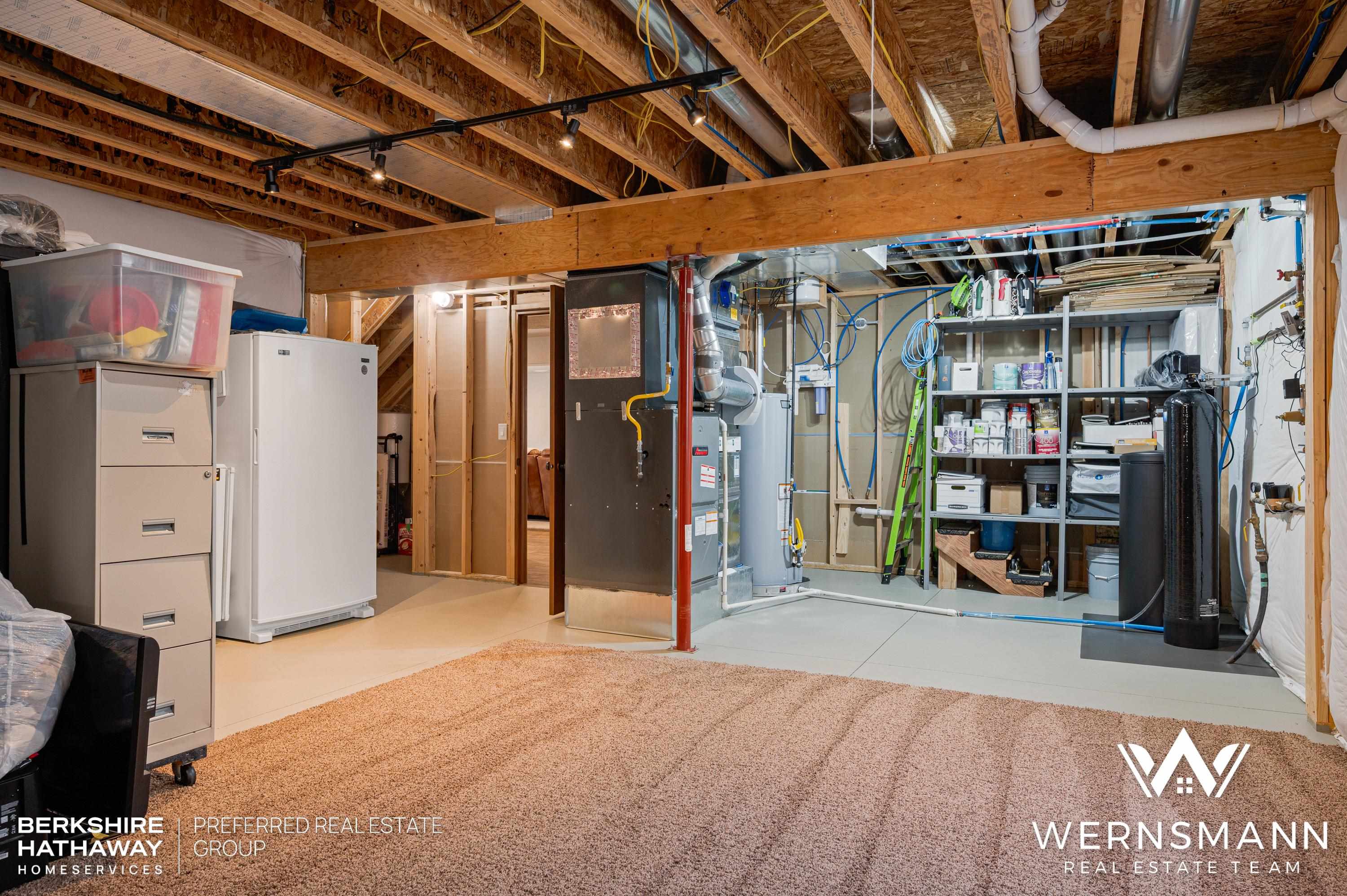 5233 Henning Loop Casper, WY 82609 - Photo 32 of 46