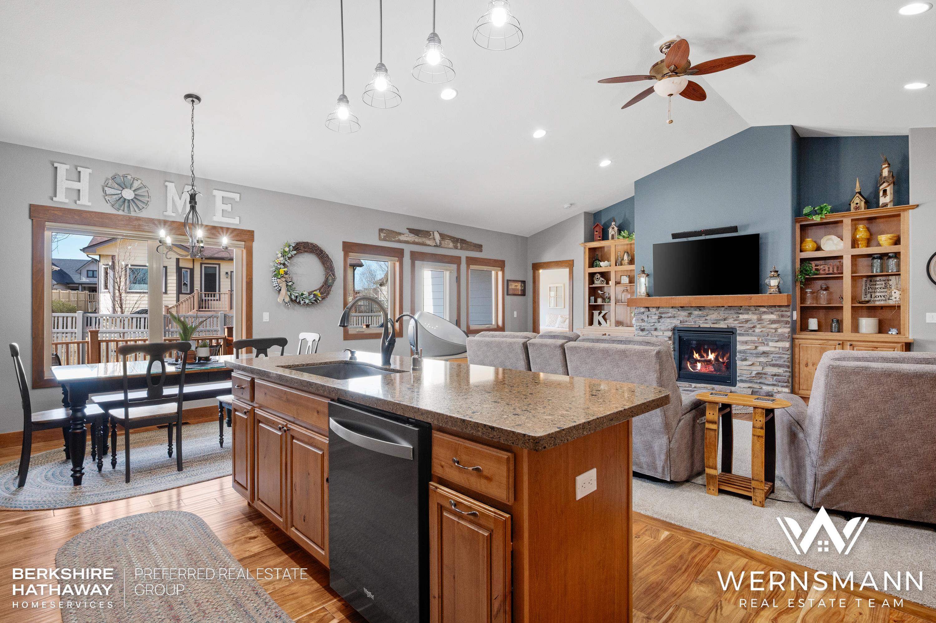 5233 Henning Loop Casper, WY 82609 - Photo 10 of 46