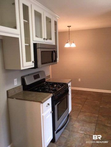 2309 Demetropolis Road Mobile, AL 36693 - Photo 7 of 15