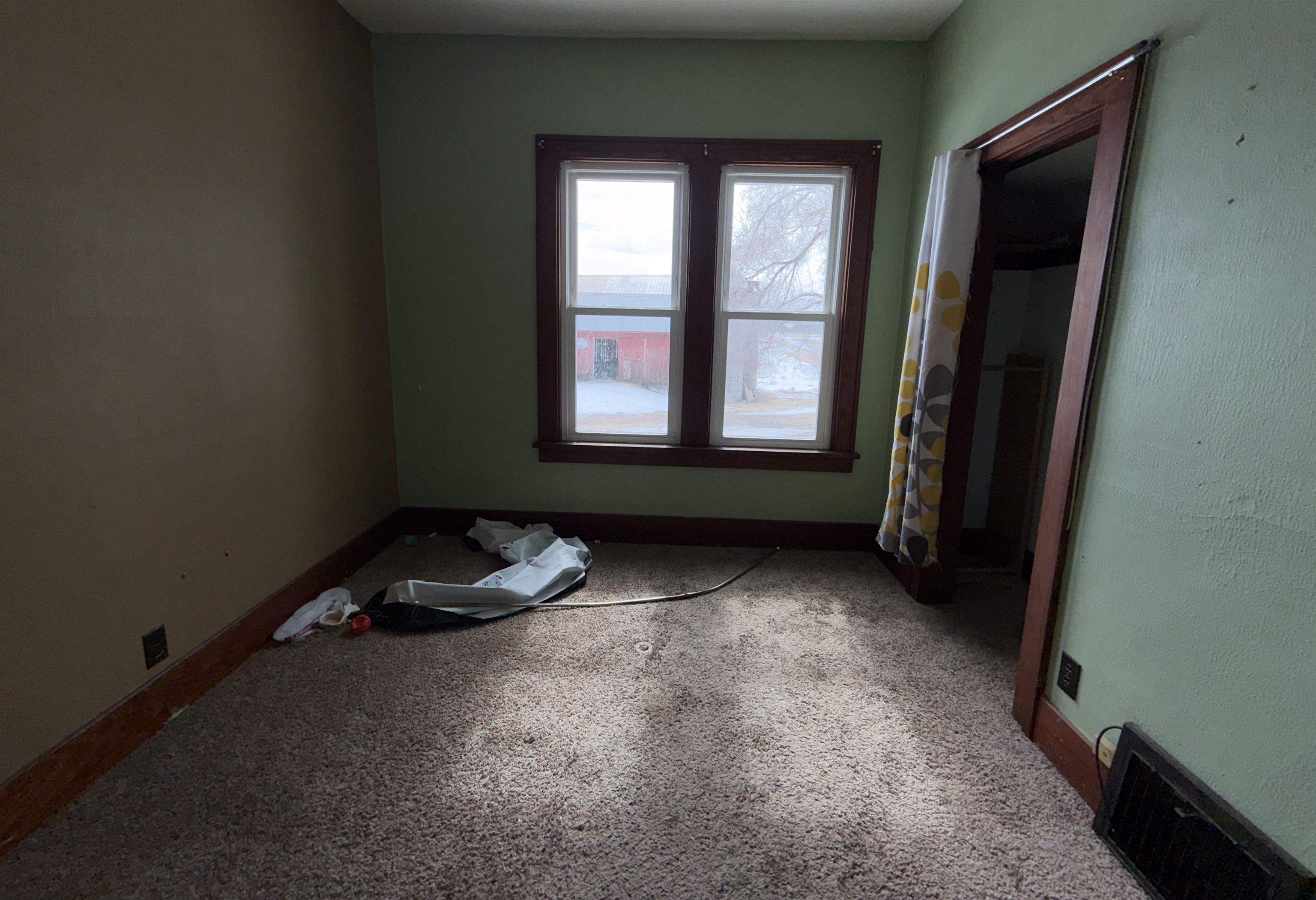 11668 Tom Post Road Pound, WI 54161 - Photo 9 of 27