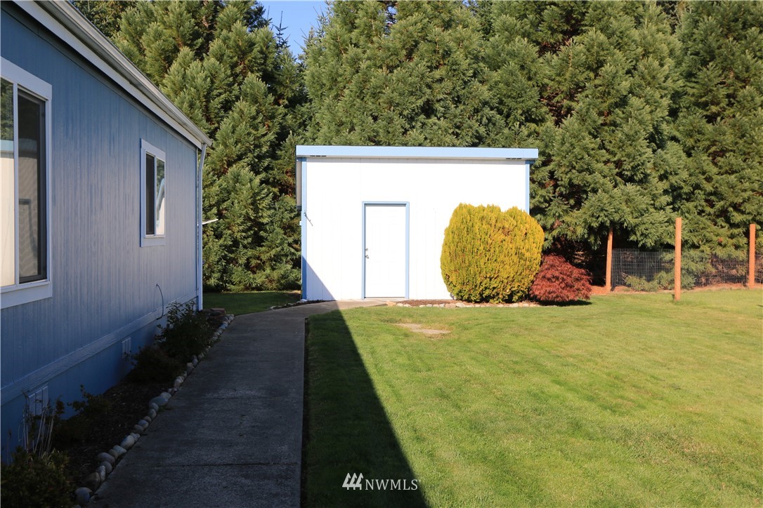 19300 Pecan Street Southwest, Unit 5 Rochester, WA 98579 - Photo 3 of 13