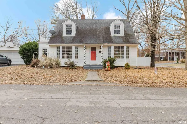 $195,000 | 1819 Pace Avenue, Mount Vernon, IL 62864