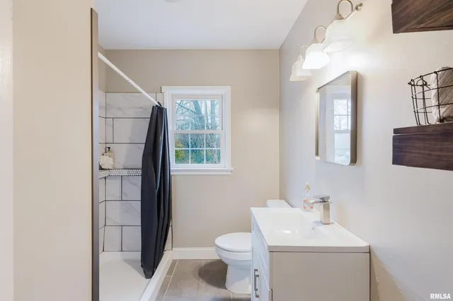 $195,000 | 1819 Pace Avenue, Mount Vernon, IL 62864