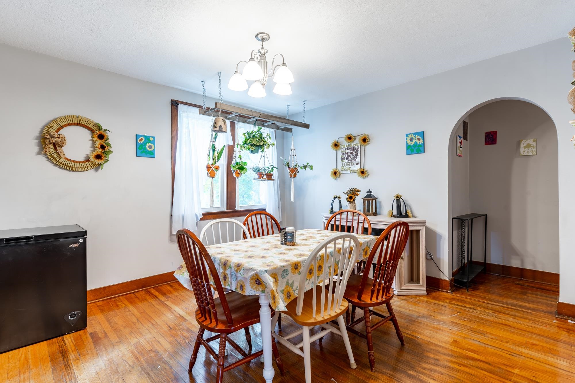 1225 Warren Road Huntington, IN 46750 - Photo 18 of 36 Gallery Image 18