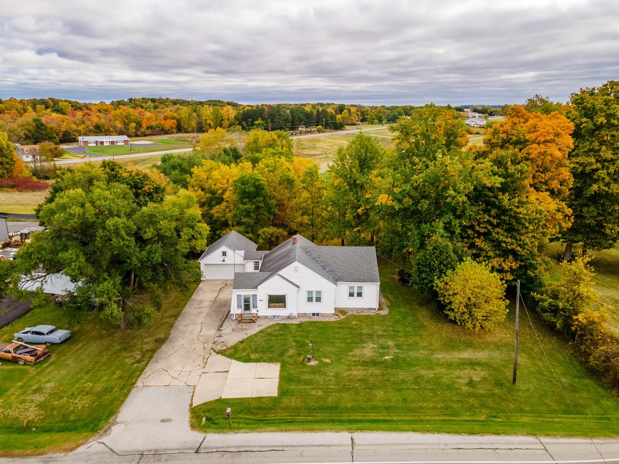 1225 Warren Road Huntington, IN 46750 - Photo 33 of 36 Gallery Image 33