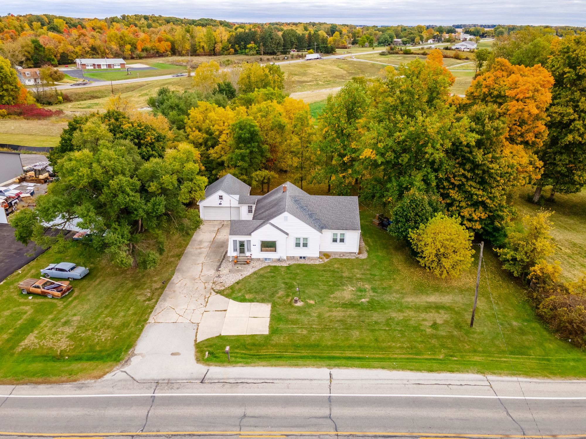1225 Warren Road Huntington, IN 46750 - Photo 35 of 36 Gallery Image 35