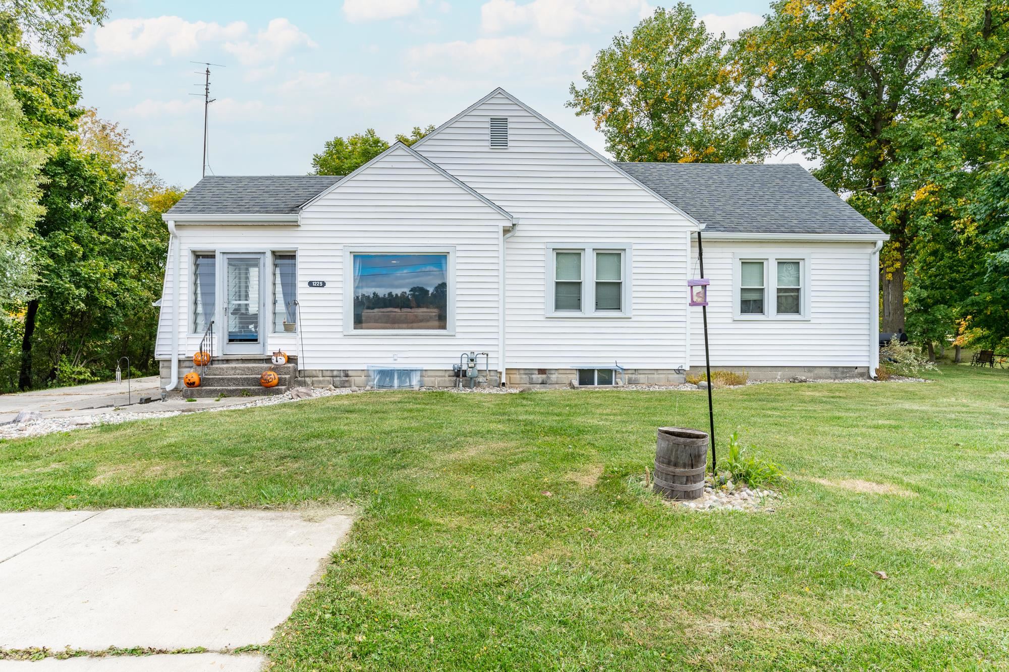 1225 Warren Road Huntington, IN 46750 - Photo 36 of 36 Gallery Image 36