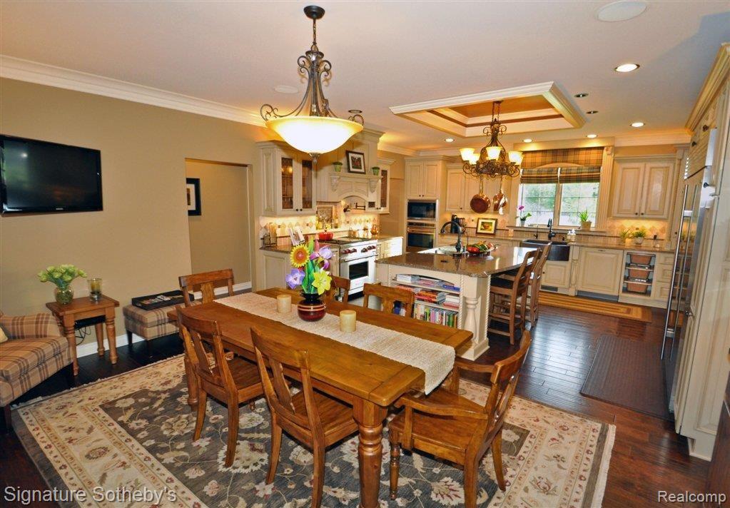 4519 Thornville Road Metamora, MI 48455 - Photo 36 of 99 Very large custom kitchen
