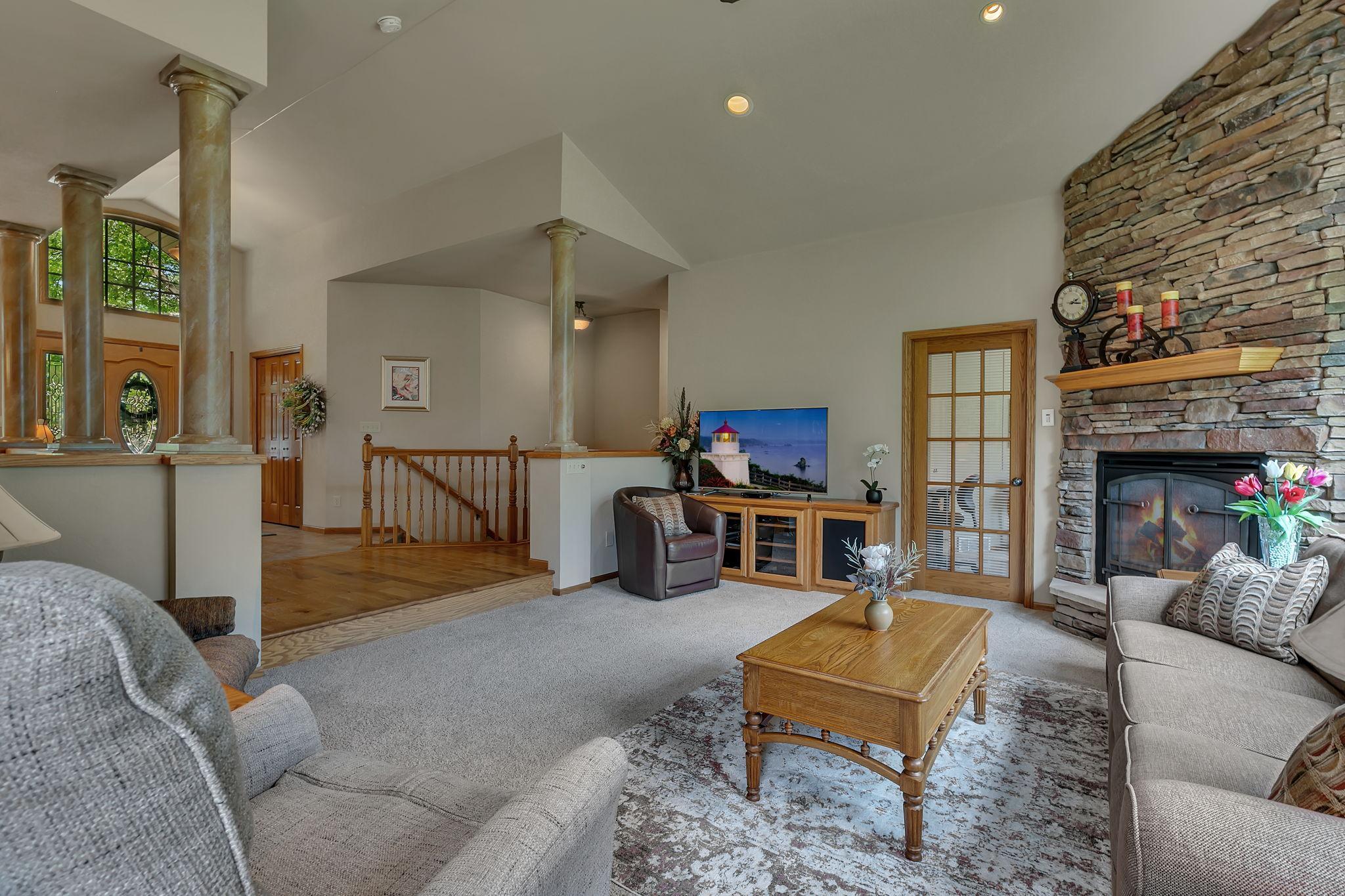 2012 Temminck Road St. Cloud, MN 56301 - Photo 7 of 64