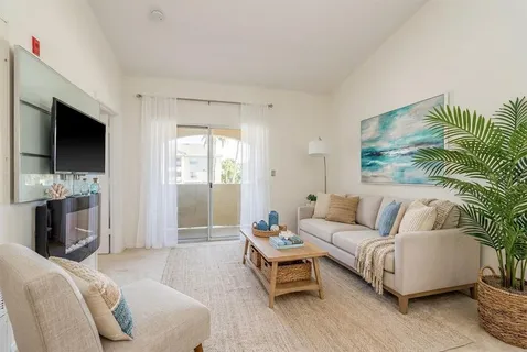 $205,000 | 1240 South Missouri Avenue, Unit 414, Clearwater, FL 33756