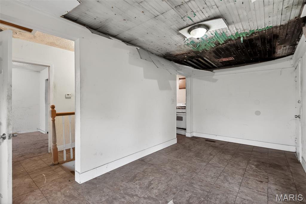 707 Ruggles Road St. Louis, MO 63135 - Photo 18 of 33