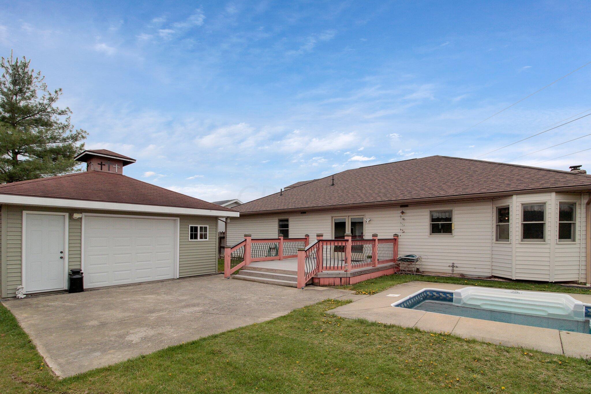 321 Mae Street Logan, OH 43138 - Photo 36 of 38 36-web-or-mls-321-mae-st