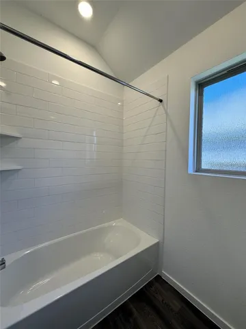 $2,050 | 5311 Still Mdw Lane, Richmond, TX 77469