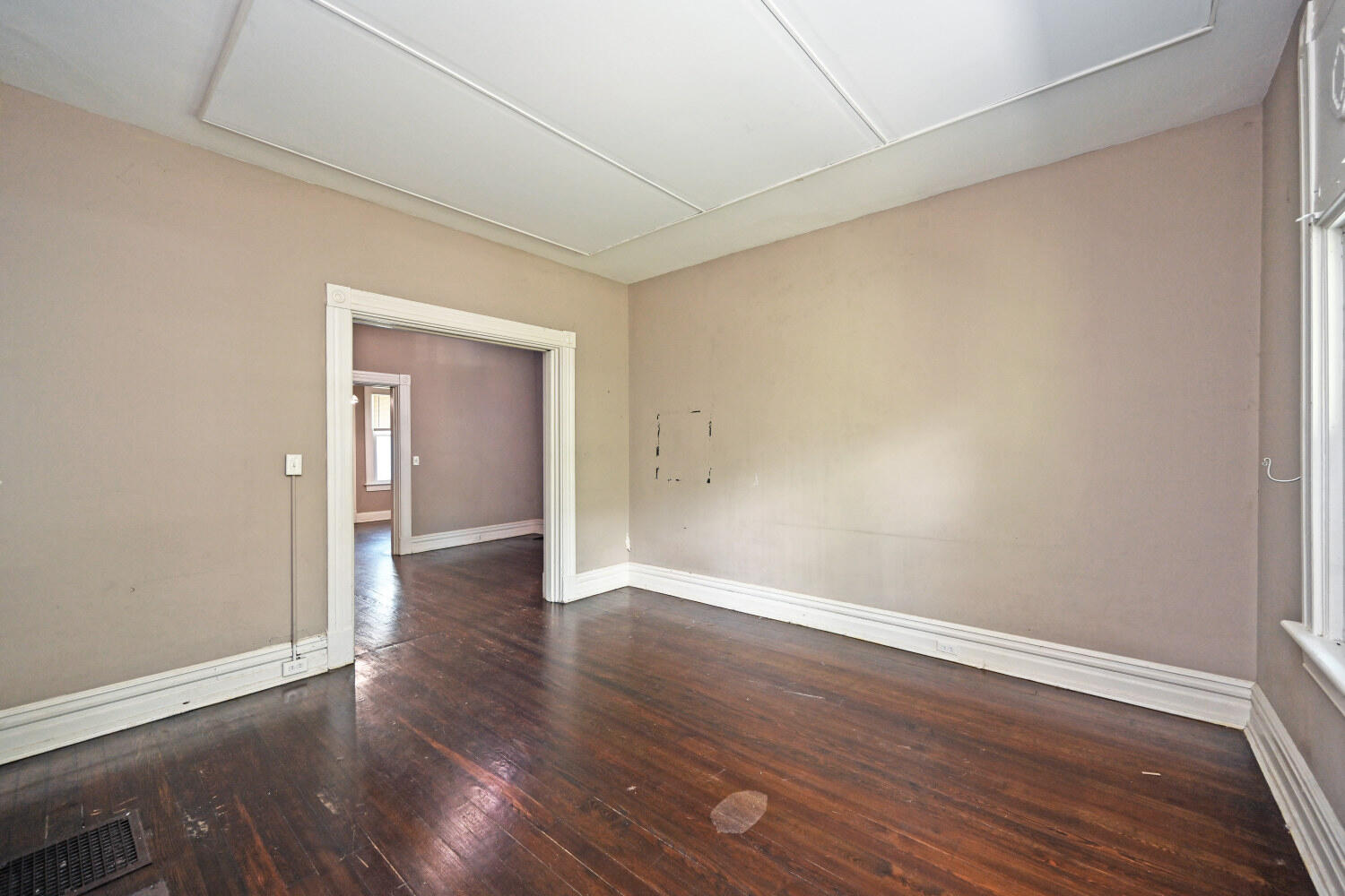 2032 Greenup Street Covington, KY 41014 - Photo 12 of 44