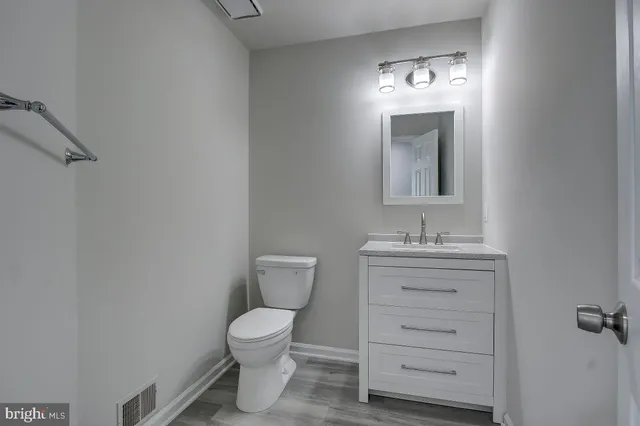 $2,750 | 10191 Caladium Drive, Manassas, VA 20110