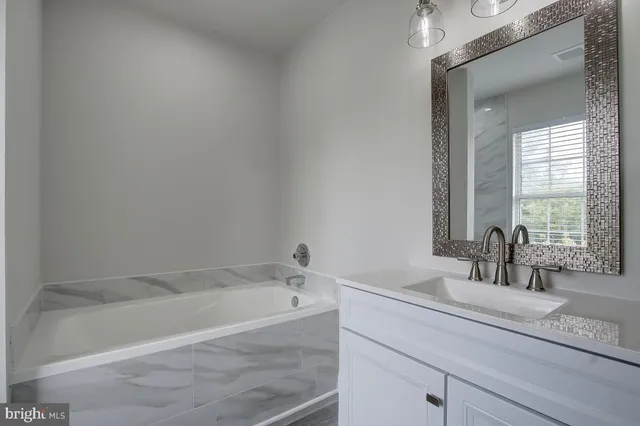 $2,750 | 10191 Caladium Drive, Manassas, VA 20110