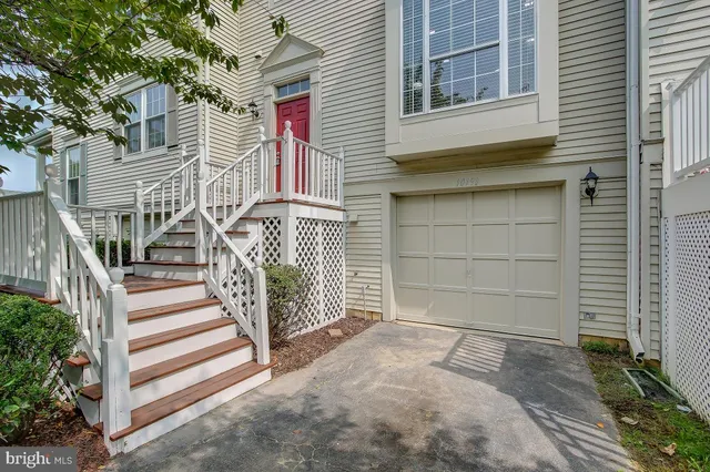 $2,750 | 10191 Caladium Drive, Manassas, VA 20110