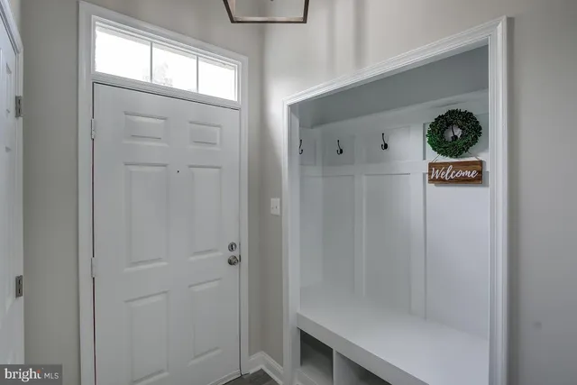 $2,750 | 10191 Caladium Drive, Manassas, VA 20110