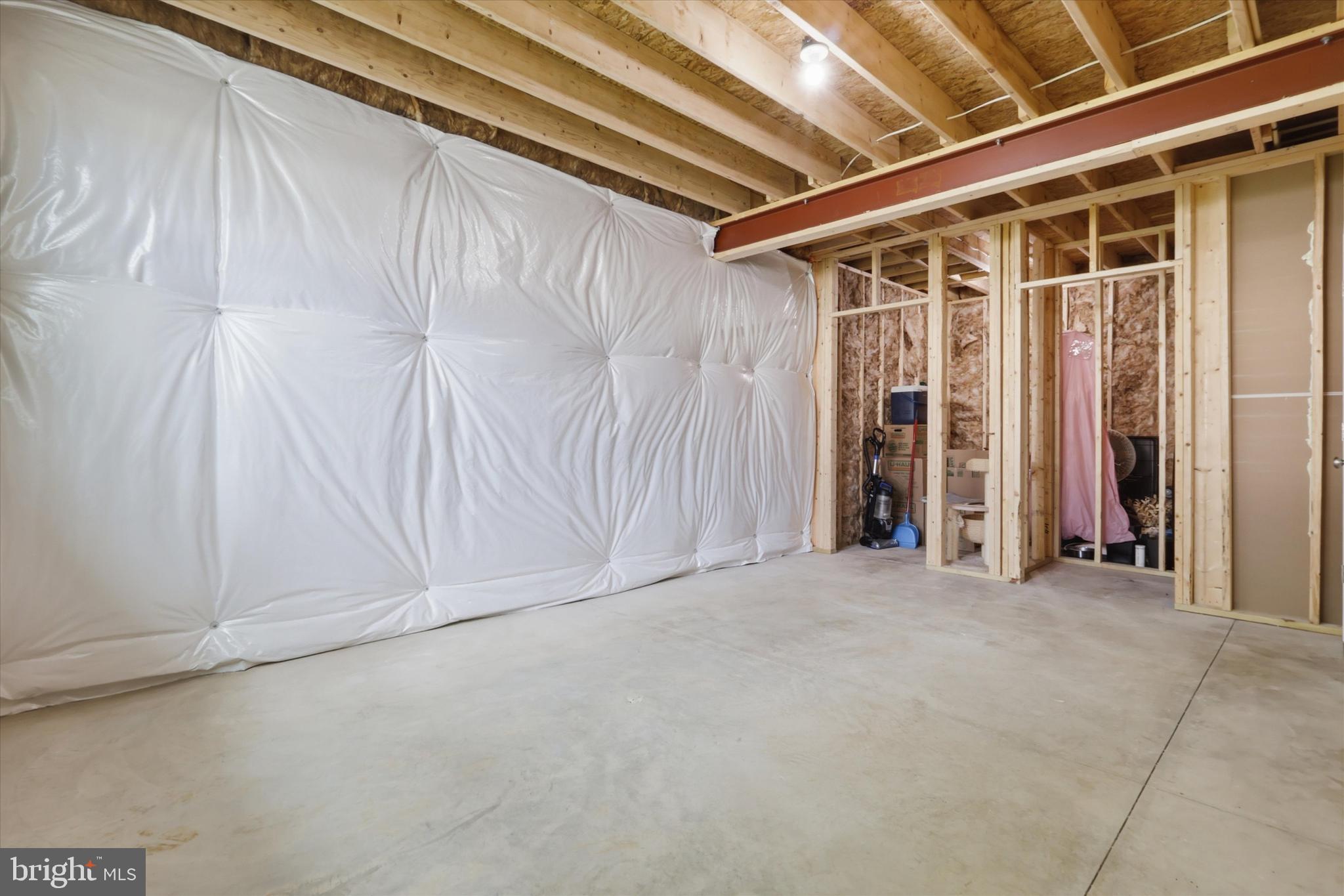 338 Grandview Avenue Waynesboro, PA 17268 - Photo 25 of 40 a view of an empty room with a window