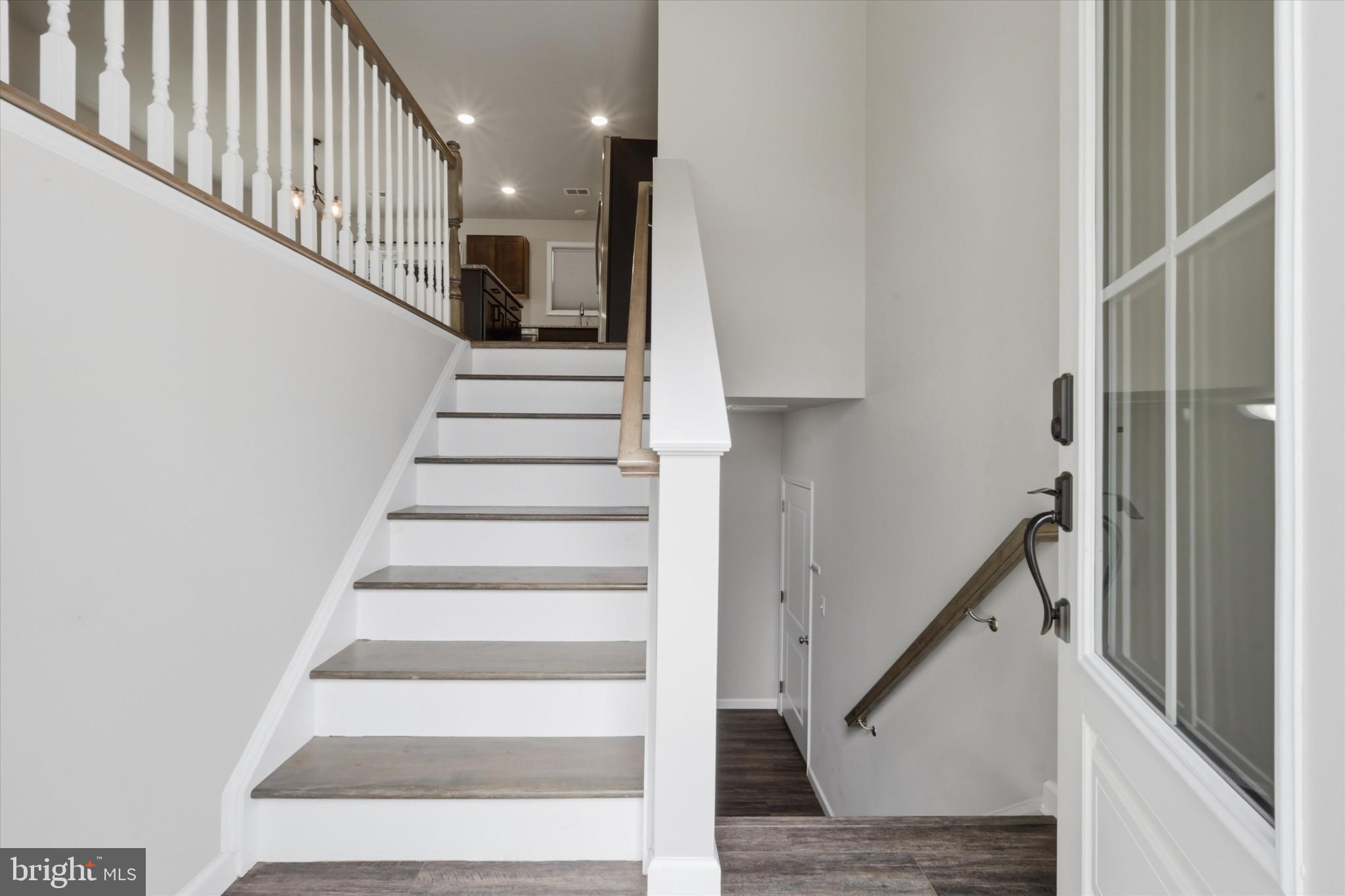 338 Grandview Avenue Waynesboro, PA 17268 - Photo 3 of 40 a view of entryway and hall