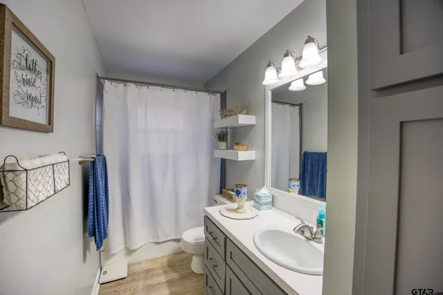 $239,000 | 113 Peach Tree Drive, Palestine, TX 75803