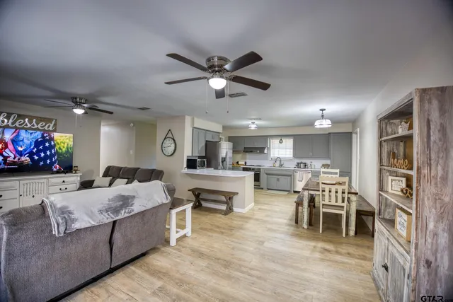 $239,000 | 113 Peach Tree Drive, Palestine, TX 75803