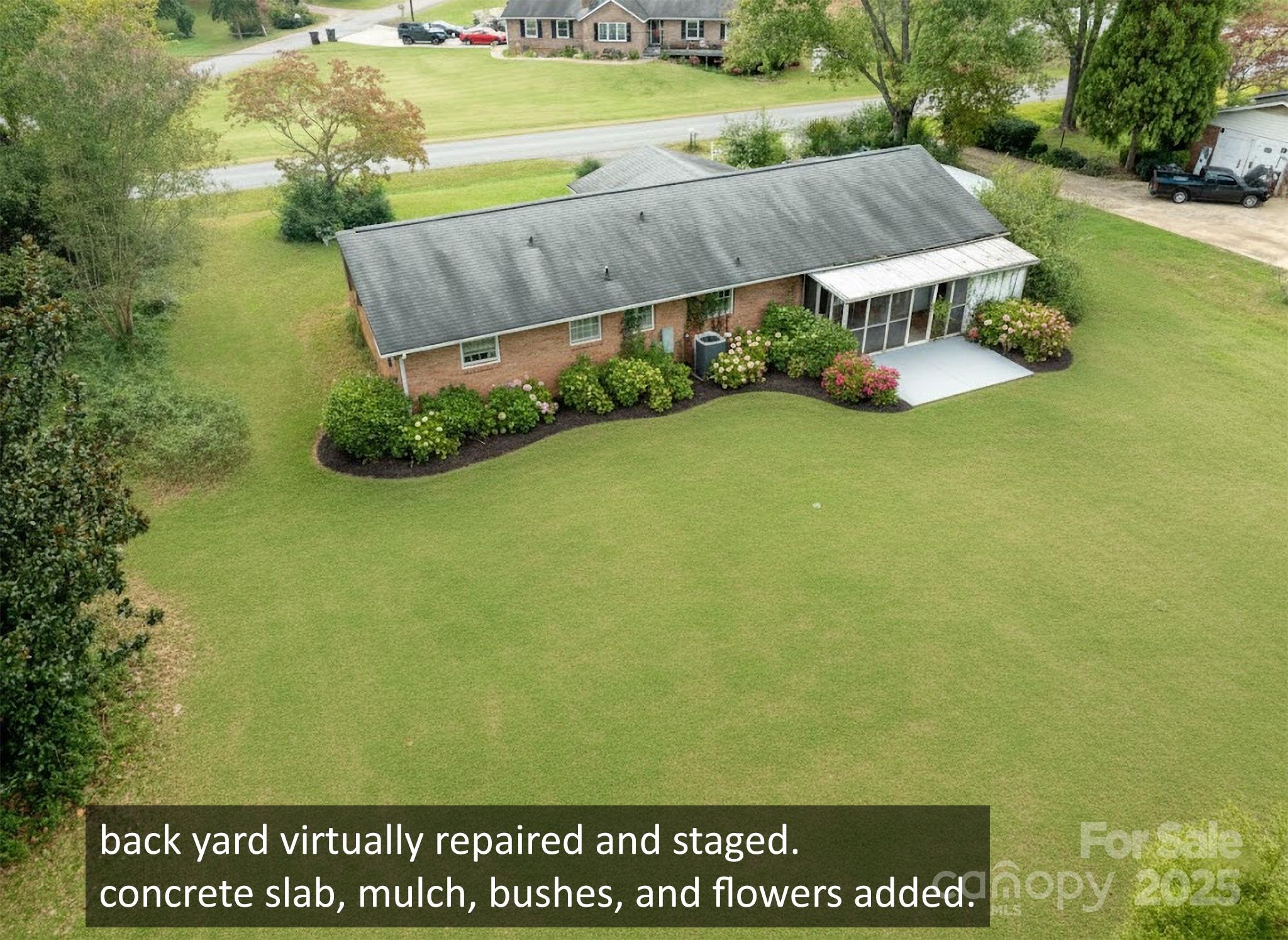 2068 Moss Farm Road Hickory, NC 28602 - Photo 2 of 20 Gallery Image 2