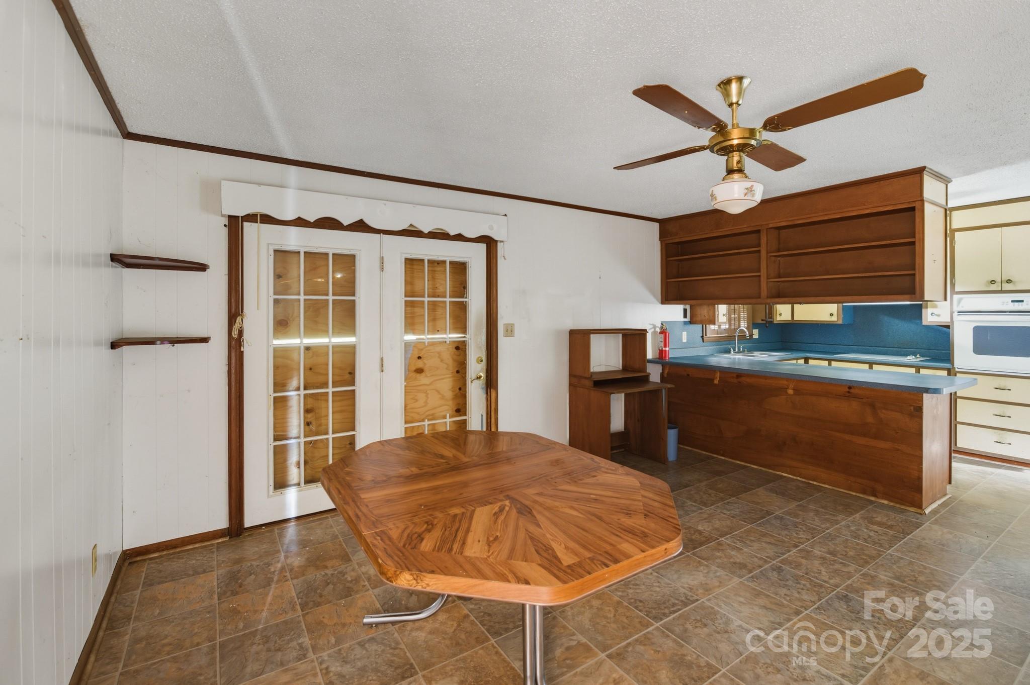 2068 Moss Farm Road Hickory, NC 28602 - Photo 6 of 20 Gallery Image 6
