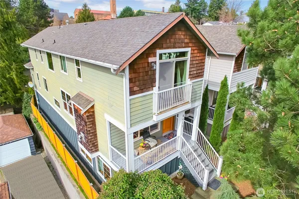 $965,000 | 4415 40th Avenue Southwest, Seattle, WA 98116