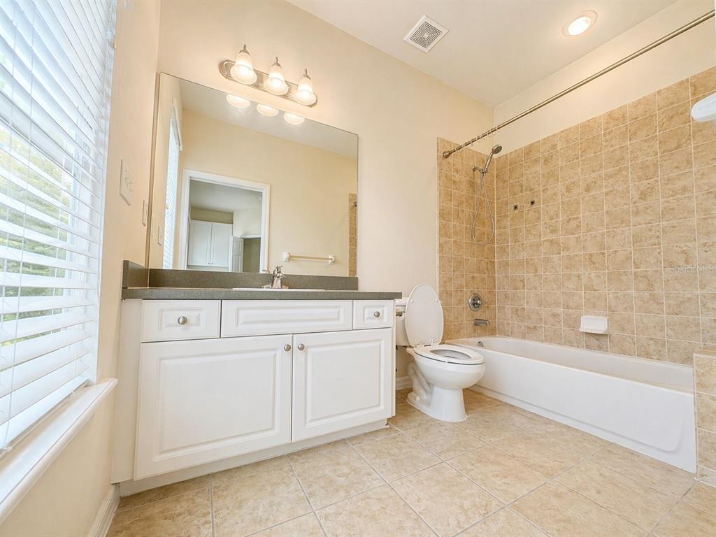 2646 Southwest 87 Way Gainesville, FL 32608 - Photo 14 of 19