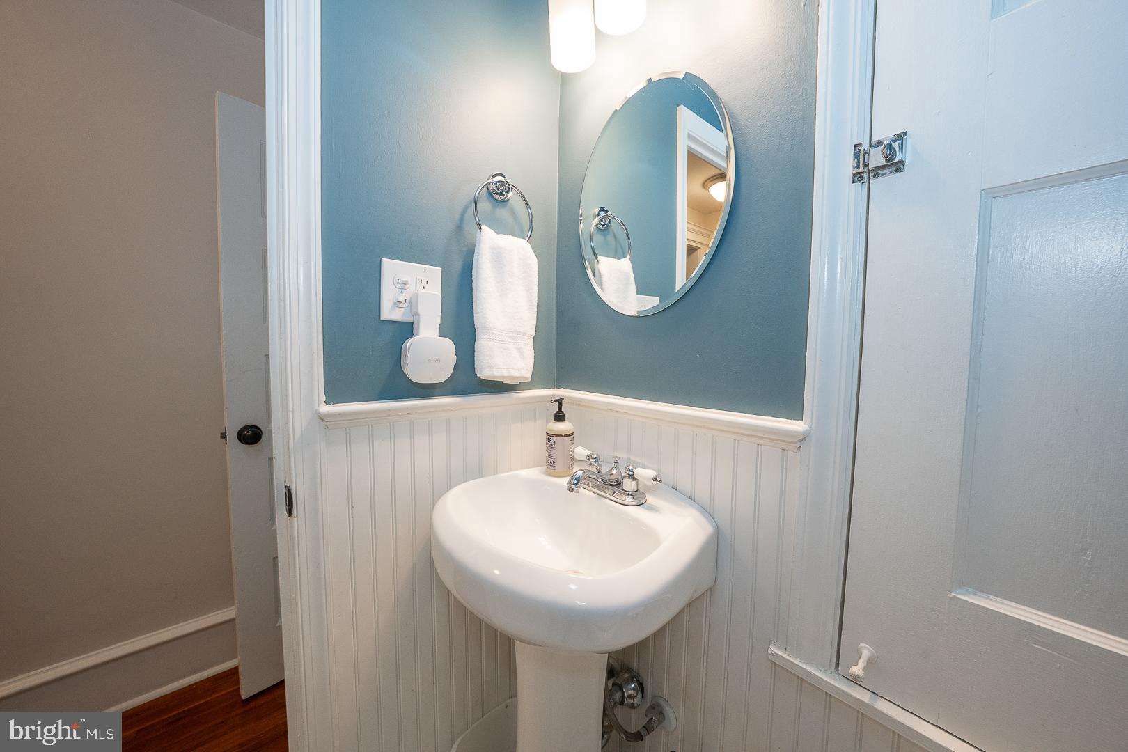1121 Montgomery Avenue Penn Valley, PA 19096 - Photo 25 of 50