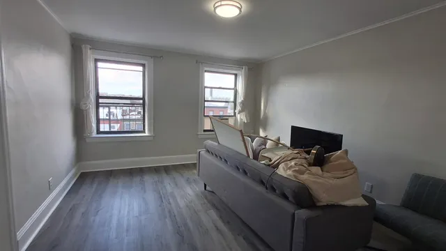 $3,438 | 330 Hudson Street, Unit 4 (TOP FLR), Hoboken, NJ 07030
