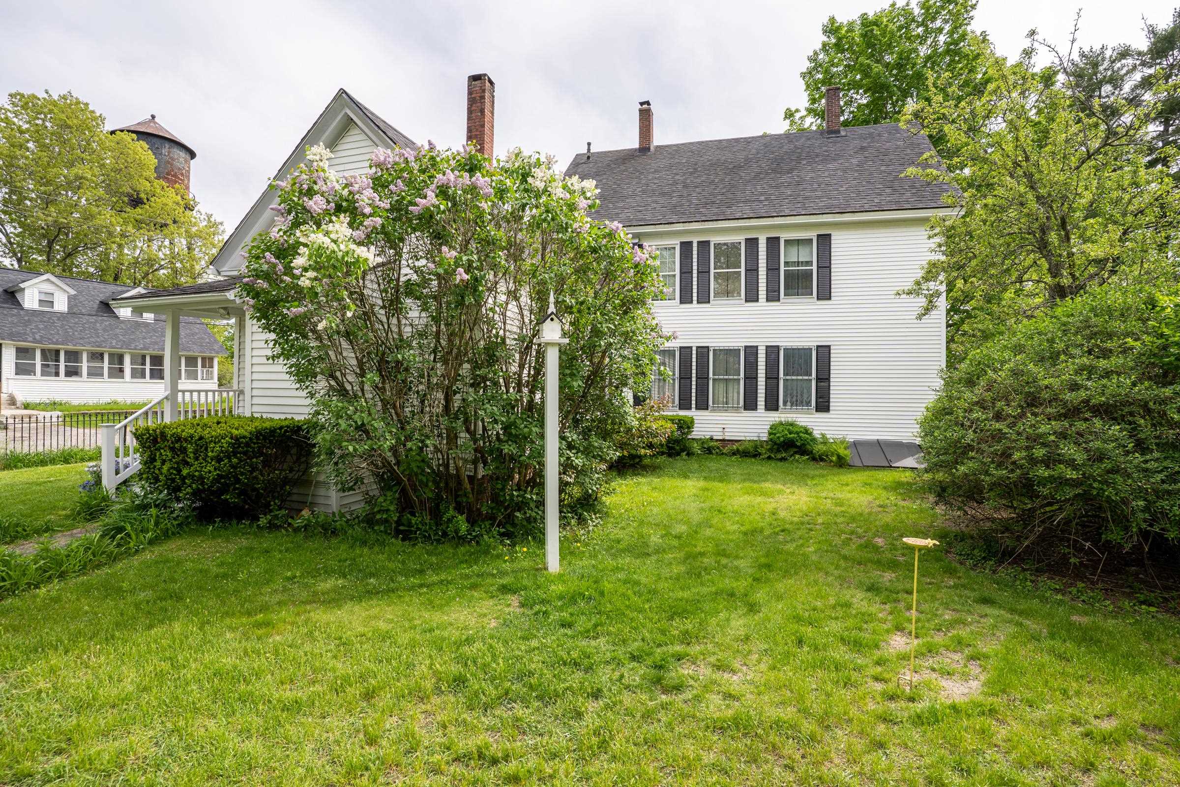 308 Main Street Fremont, NH 03044 - Photo 6 of 58