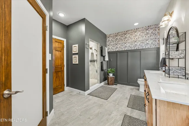 $874,900 | 115 Southcove Drive, Greenback, TN 37742