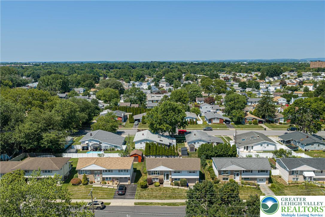 1535 Ralston Road Bethlehem, PA 18018 - Photo 6 of 49 Gallery Image 6