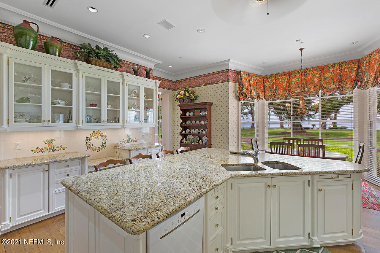 2180 Eventide Avenue St. Johns, FL 32259 - Photo 15 of 91 KITCHEN