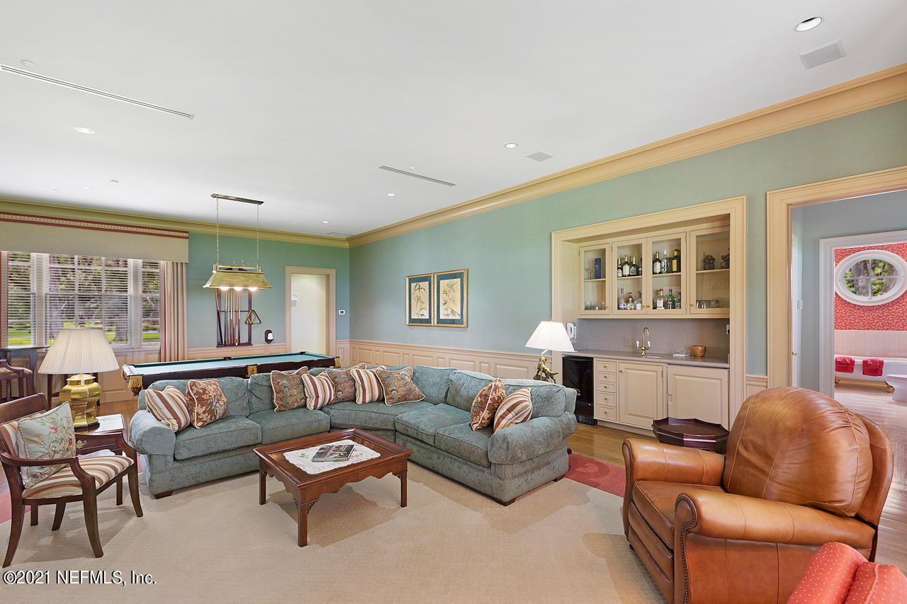 2180 Eventide Avenue St. Johns, FL 32259 - Photo 30 of 91 a living room with furniture and a potted plant