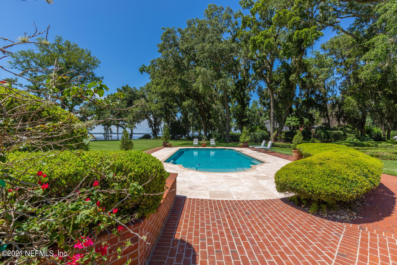 2180 Eventide Avenue St. Johns, FL 32259 - Photo 4 of 91 a view of a swimming pool with a yard