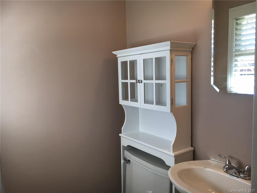 845 Fairbanks Road, Unit 4 Charlotte, NC 28210 - Photo 15 of 18
