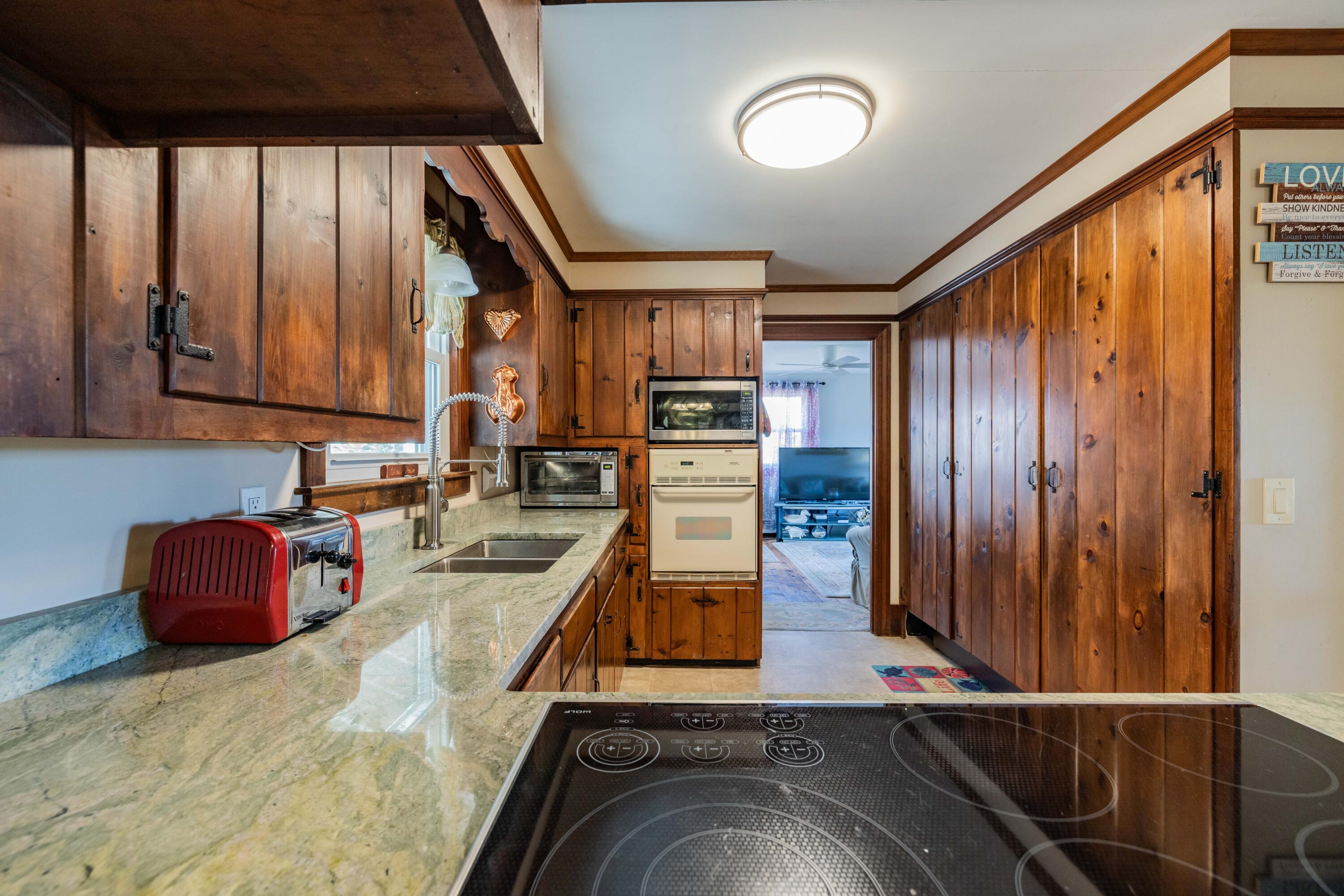 92 Elmere Road Wells, ME 04090 - Photo 7 of 52 3G0A9161