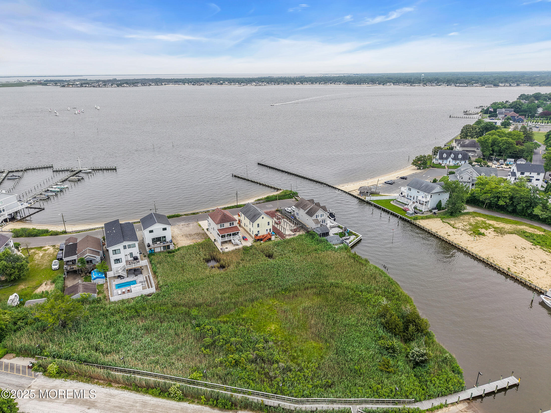 603 Riverside Drive Toms River, NJ 08753 - Photo 19 of 41 DJI_20250613140323_0898_D