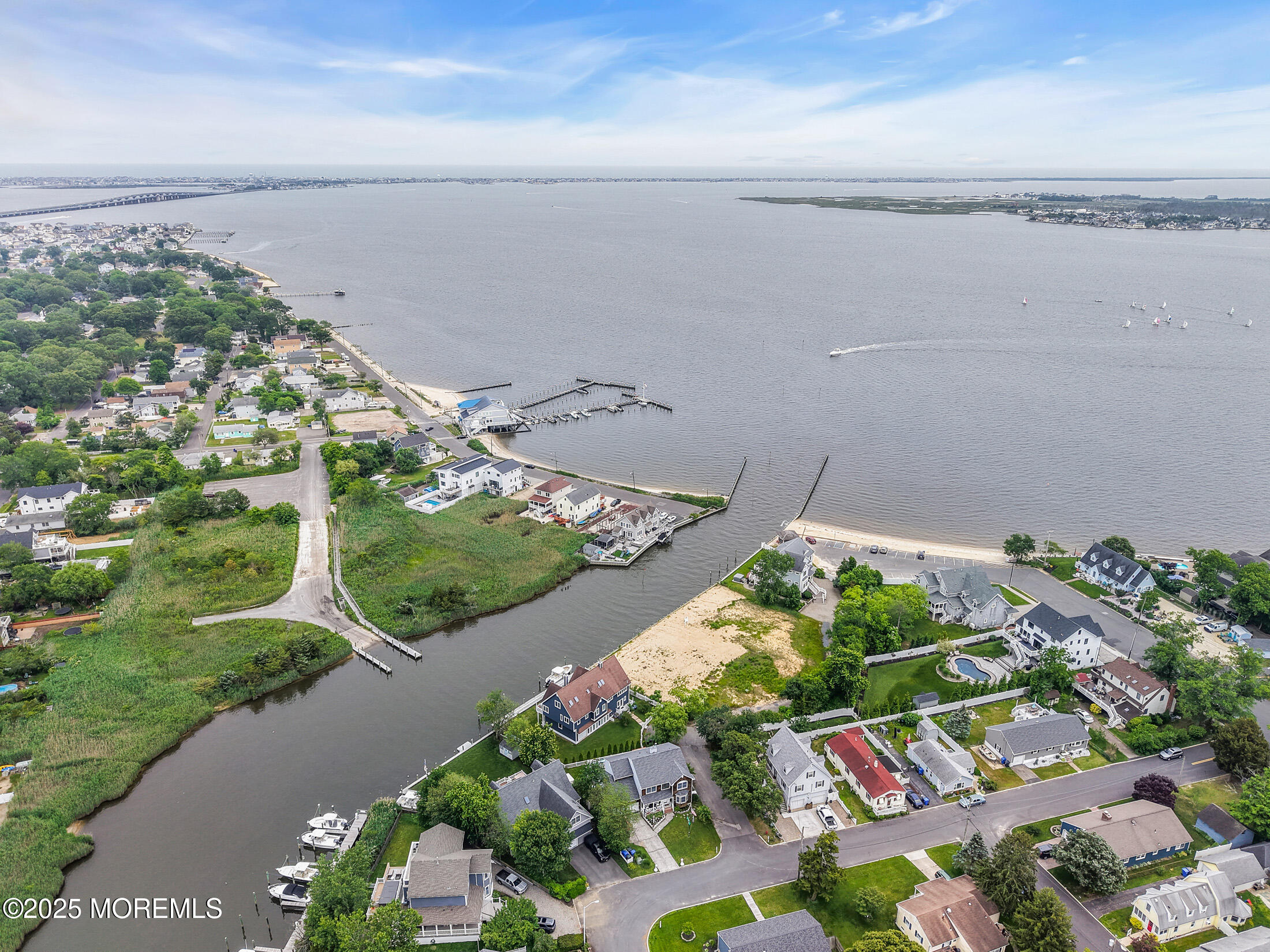 603 Riverside Drive Toms River, NJ 08753 - Photo 26 of 41 DJI_20250613140519_0933_D